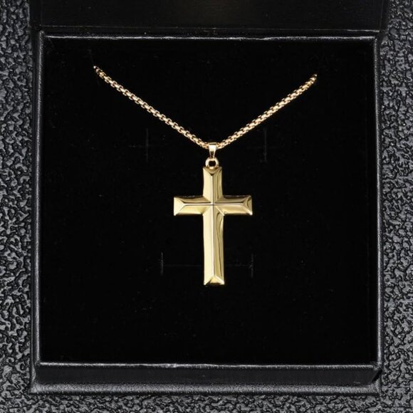 Men's 14K Gold Cross Classic Religious Necklace with Chain - Picture 6 of 7